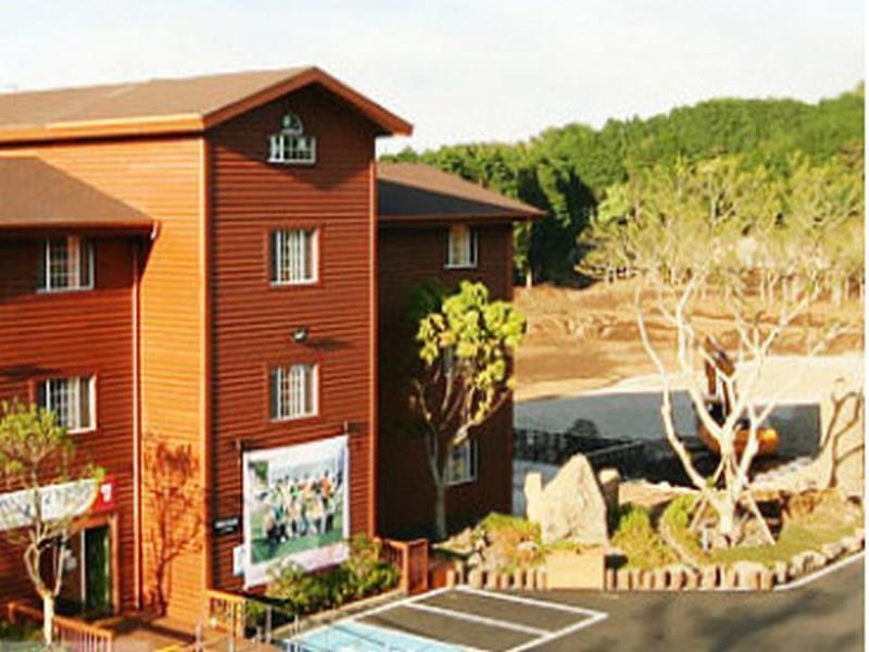 Arbon Youth Hostel & Resort Jeju Esterno foto